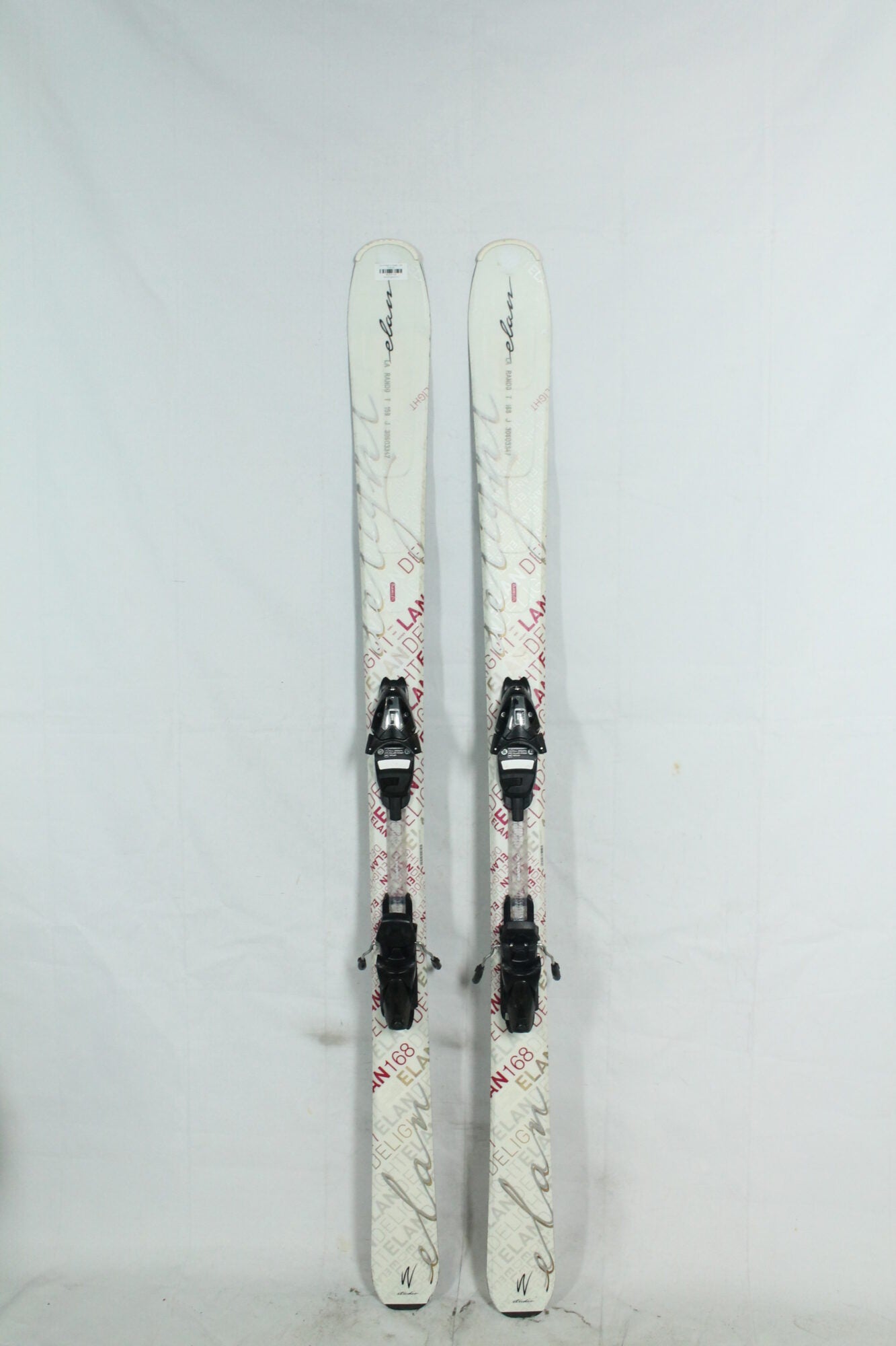 Elan Delight w studio - 168 - Mountain Lab