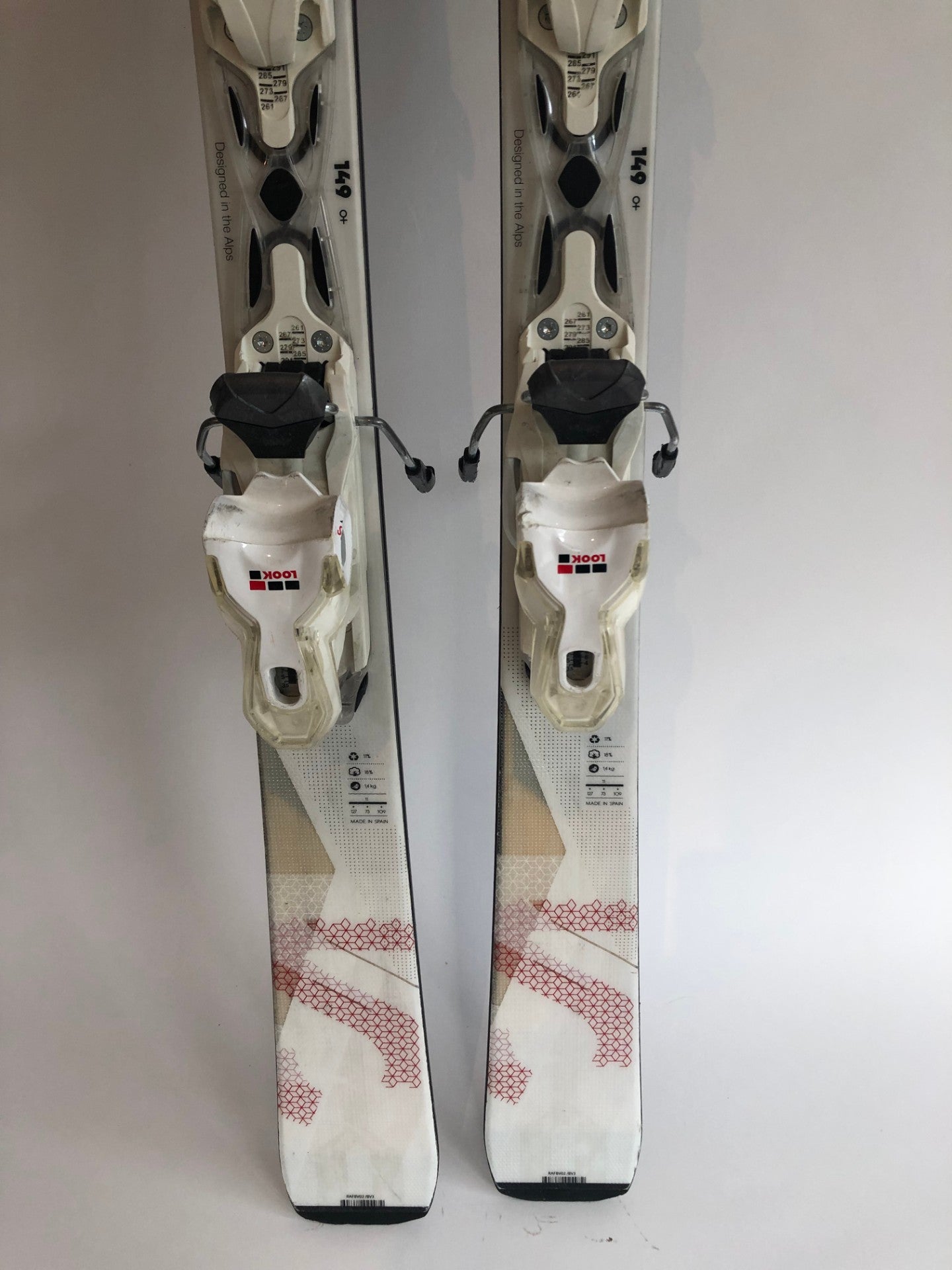 Ski Rossignol Famous 8