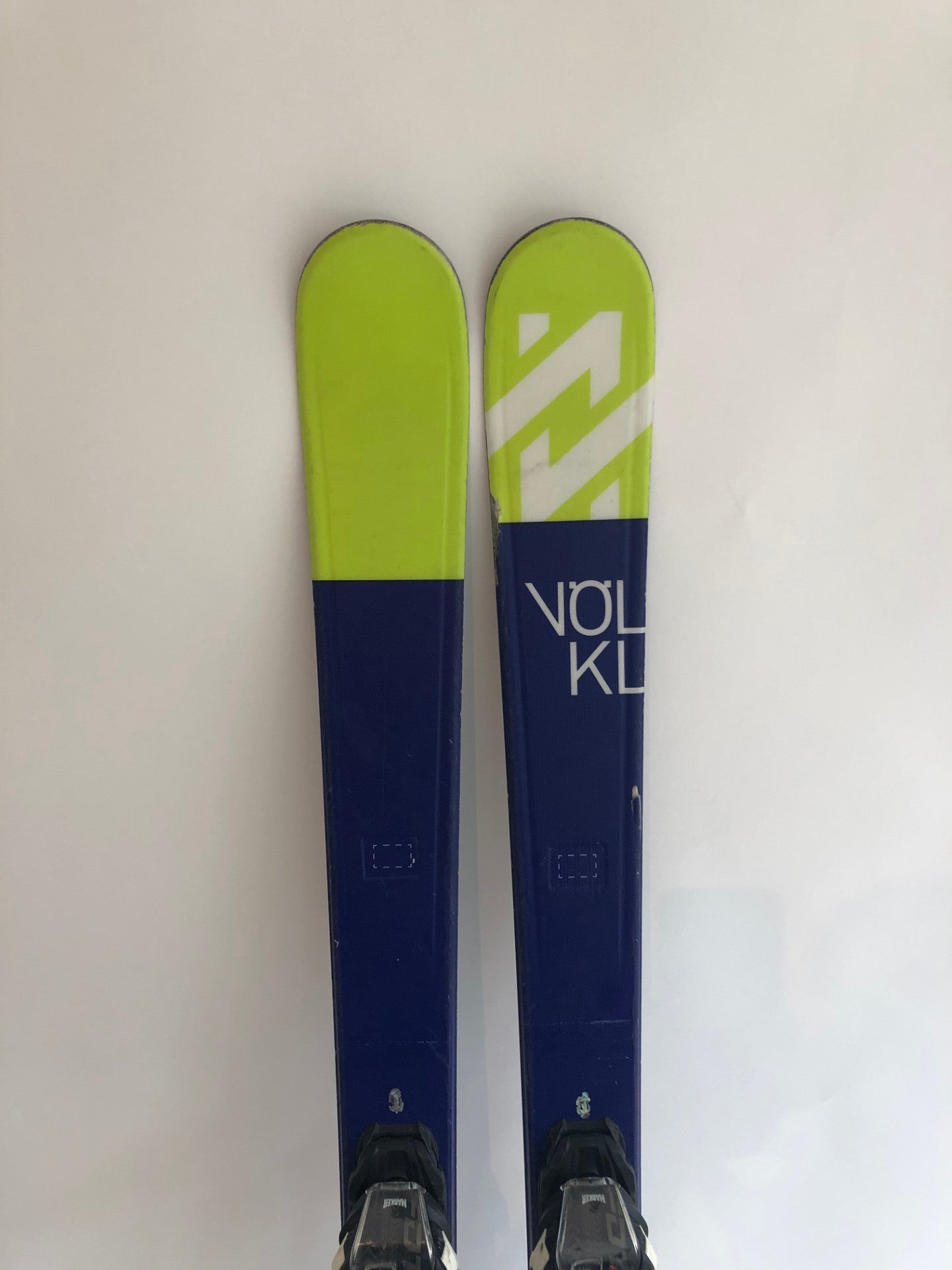 Ski Völkl Alley